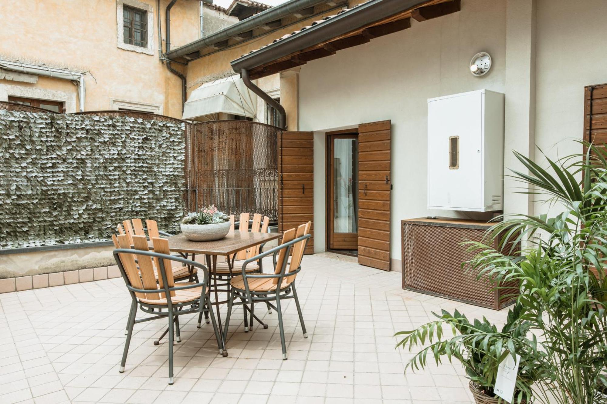 Osteria Luxury Apartments Peschiera del Garda Exterior photo